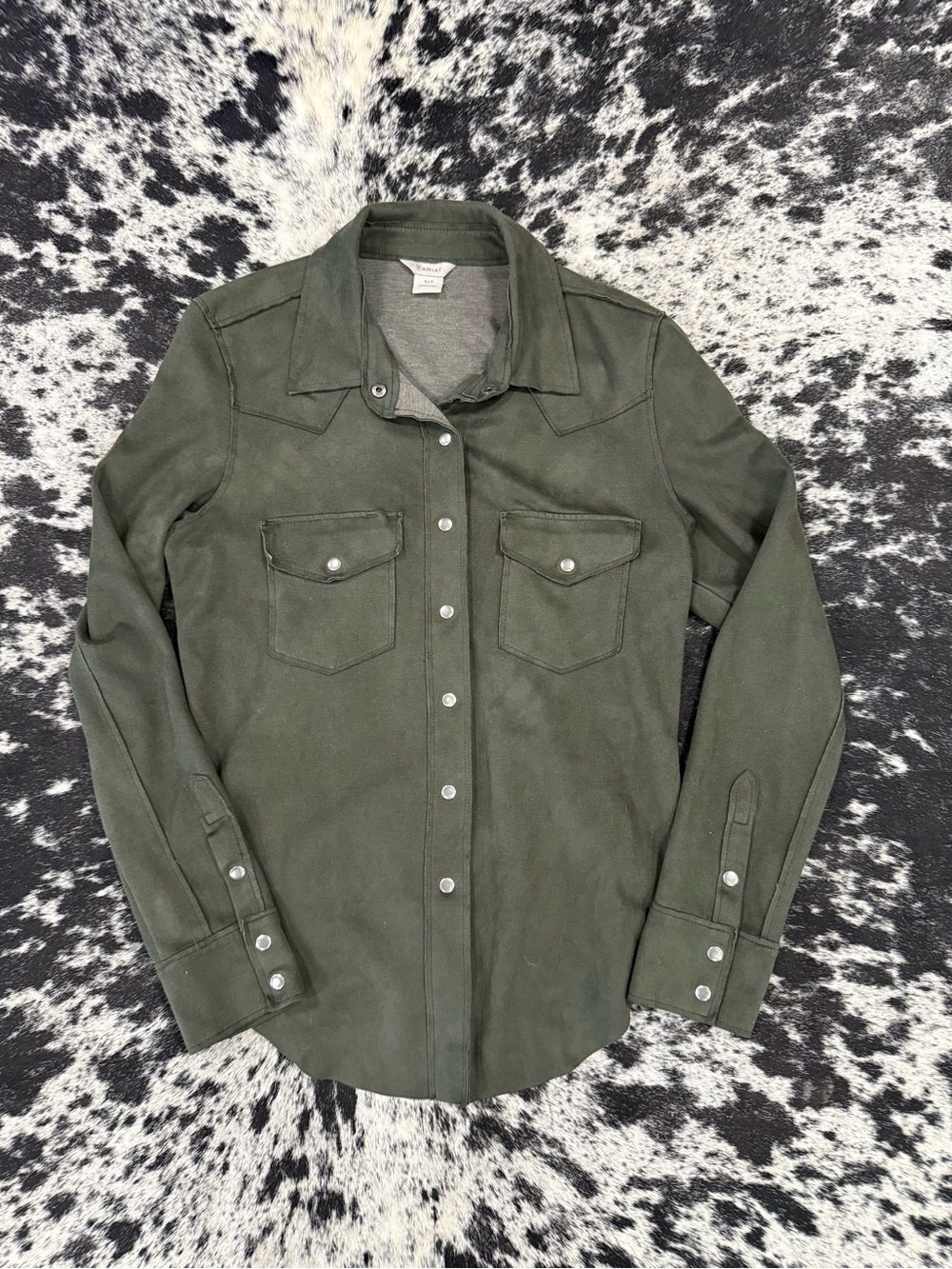 Ariat Serena • Women's Olive Button Down Shirt • Size Small .BT036